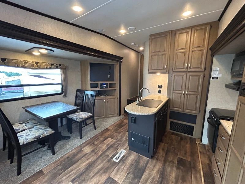 Crossroads Cruiser 25se 2016 alt