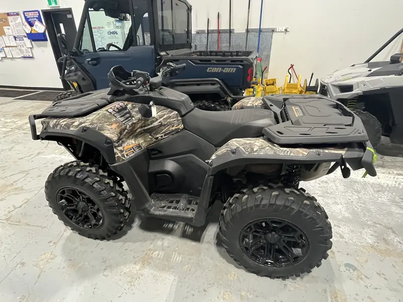 2025 Can-Am OUTLANDER 1000 XT thumbnail 4