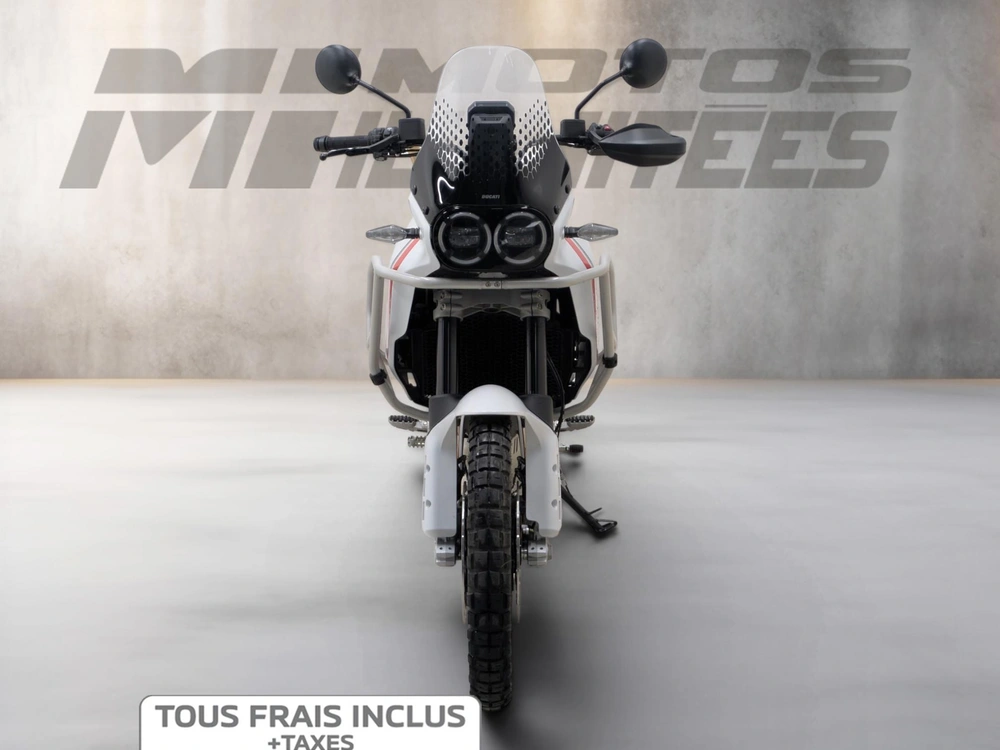 Ducati Desert X 2024 alt