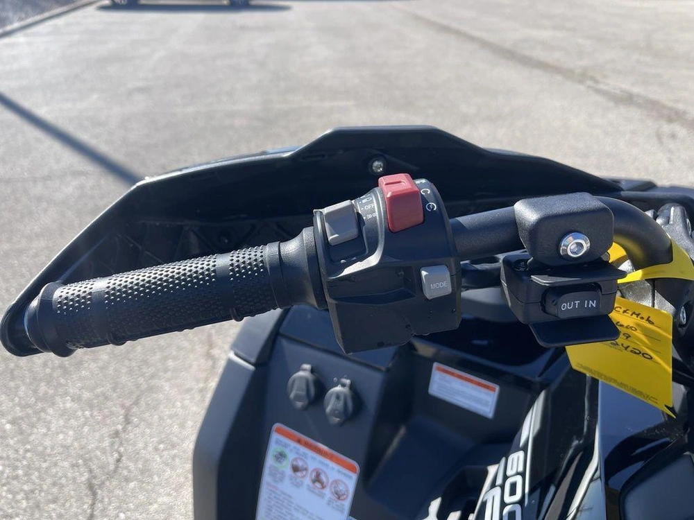 2026 Cfmoto Cforce 600 alt
