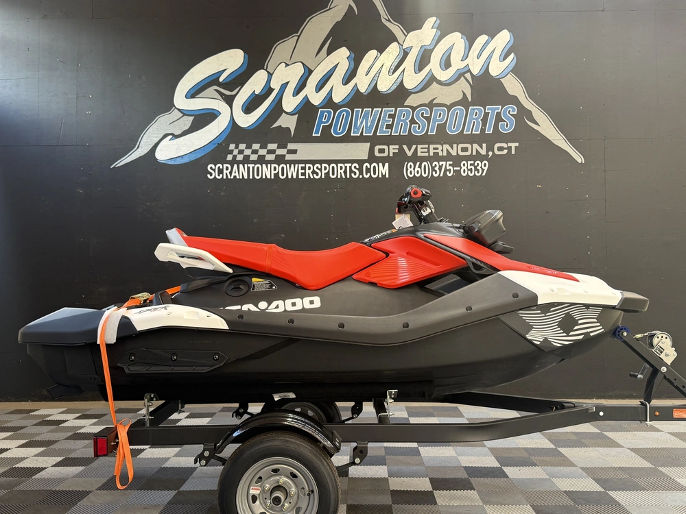 2026 Sea-doo Spark™trixx For 3 Rotax® 900 Ace™ - 90 Ibr And Audio alt