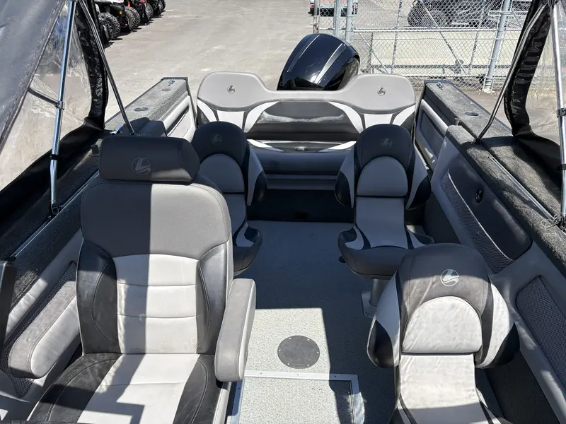 2017 Legend Boats X20**MOTEUR MERCURY 150 FORCES** **20 PIEDS TOUT ÉQUIPÉ!!** thumbnail 31