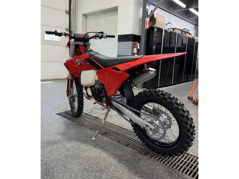 2026 GASGAS EX 300 thumbnail 4