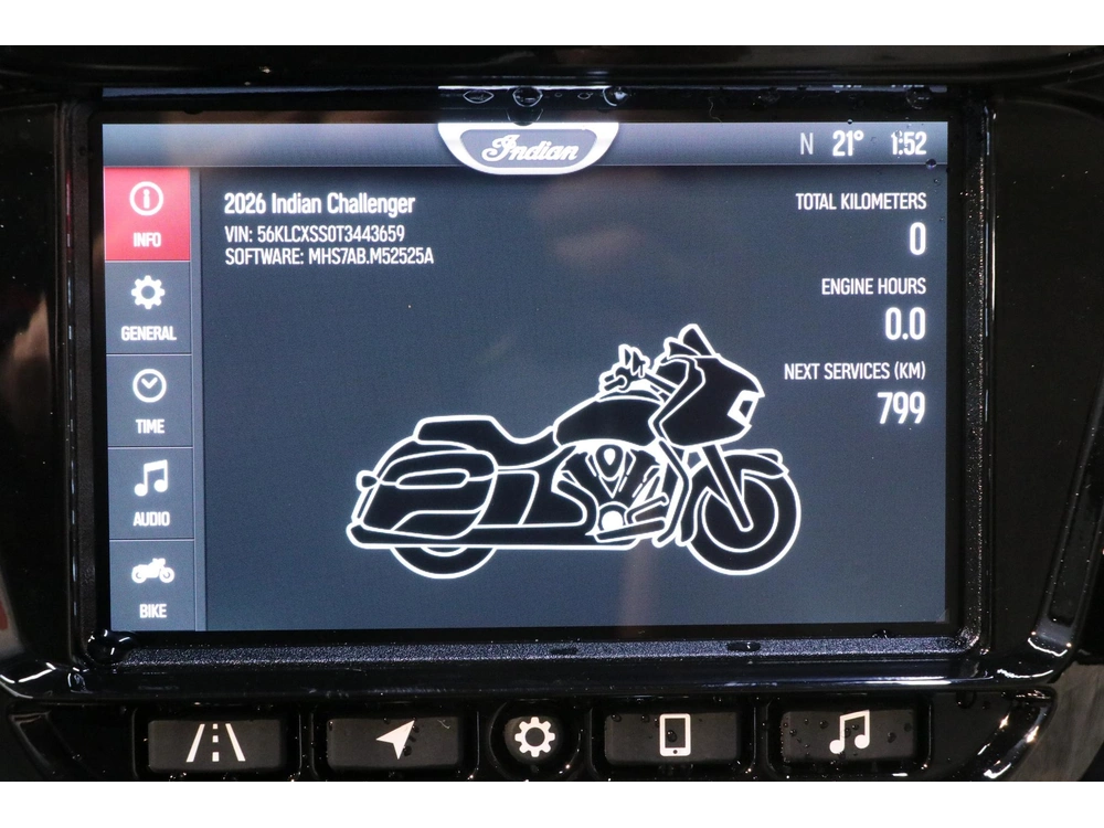 2026 Indian Motorcycle Challenger Dark Horse +112 & Audio alt