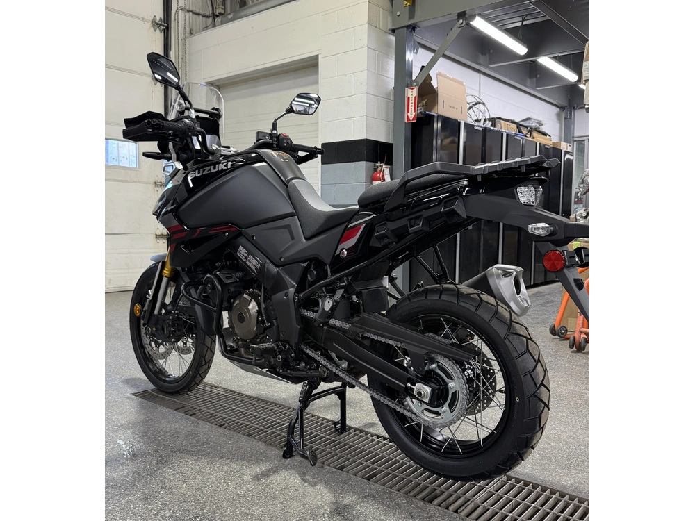 Suzuki V-strom 1050de 2026 alt