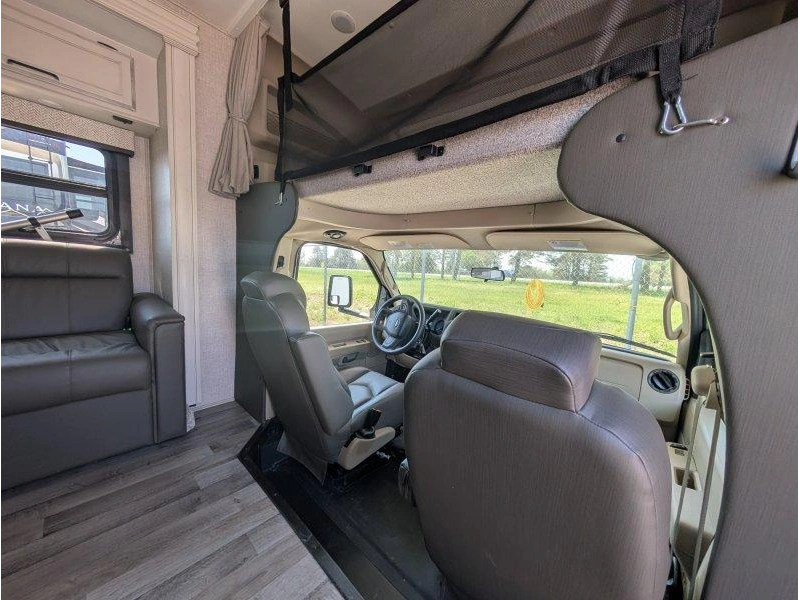 2023 Entegra Odyssey 29v alt