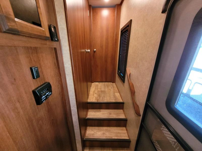 Jayco Eagle 30ckts 2018 alt