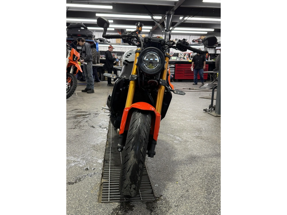 Yamaha Xsr 900 2024 alt