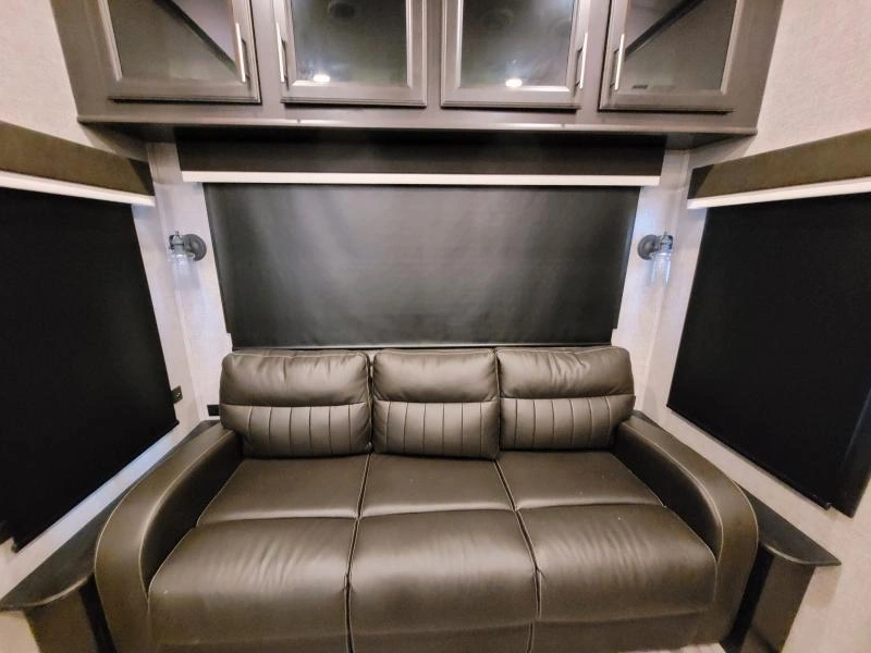 Jayco North Point 377rlbh 2022 alt