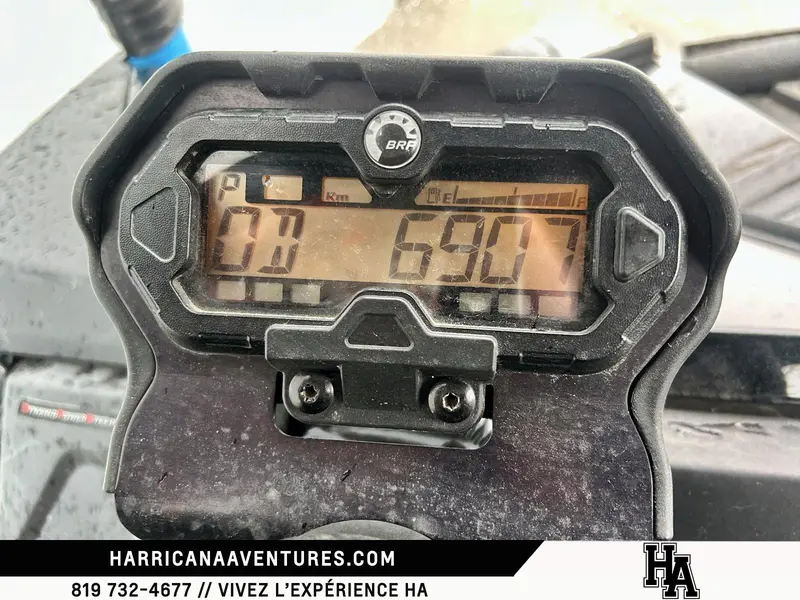 2017 Can-Am Maverick 1000R thumbnail 12