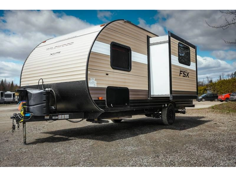 2019 Forest River Wildwood 200rk alt