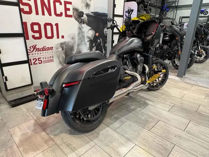2026 Indian Motorcycle Challenger Dark Horse + 112 & Audio Package thumbnail 4