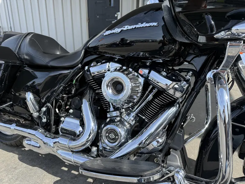 2019 Harley-Davidson FLTRX - Road Glide Custom thumbnail 3