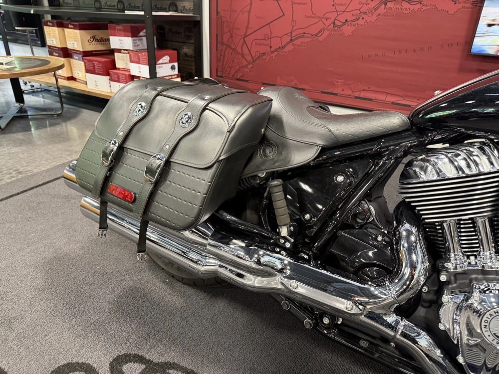 2023 Indian Motorcycle Super Chief Ltd Abs, Black Metallic, 49st alt