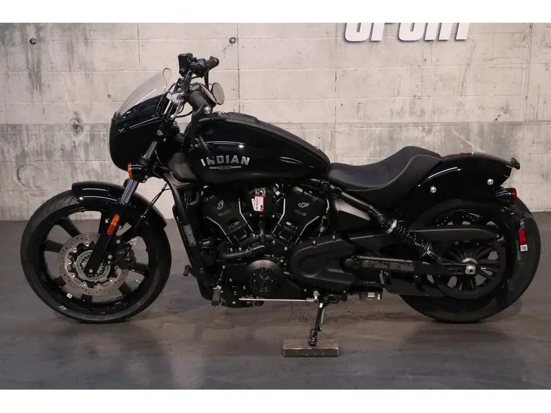 2025 Indian Motorcycle SPORT SCOUT thumbnail 3