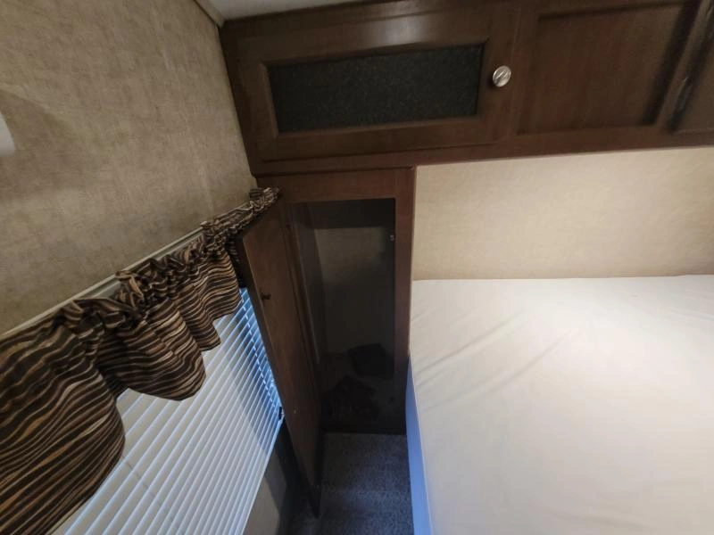 Keystone Rv Hideout 295bh 2017 alt