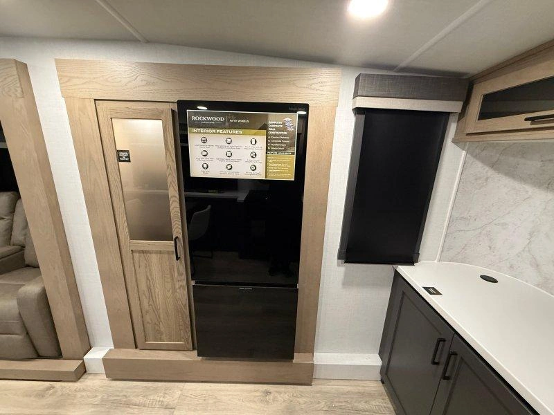 2026 Forest River Rockwood Signature 290sk alt