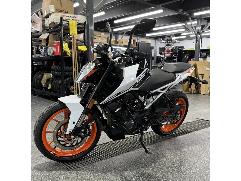2020 KTM DUKE 200