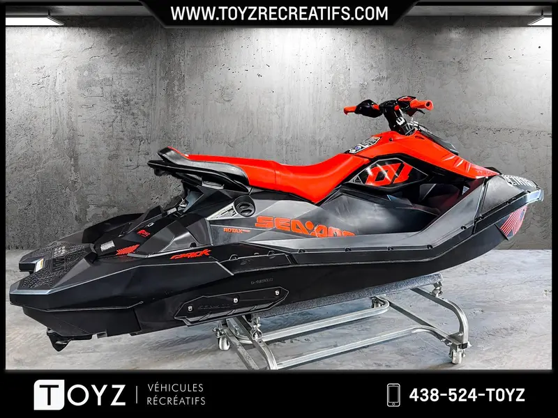 2021 Sea-Doo SPARK TRIXX 3UP thumbnail 3