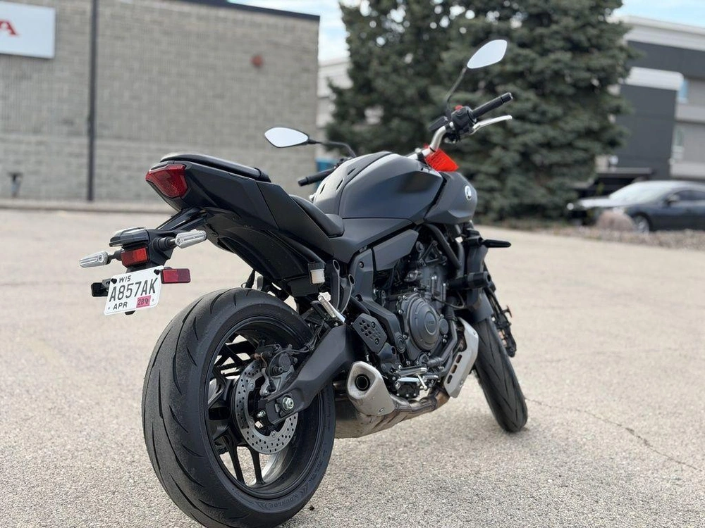 2026 Yamaha Mt-07 alt