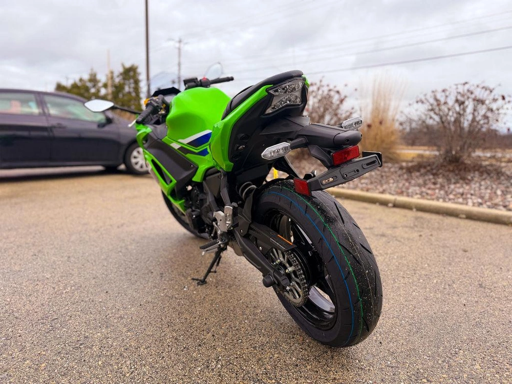 2026 Kawasaki Ninja® 650 Abs alt