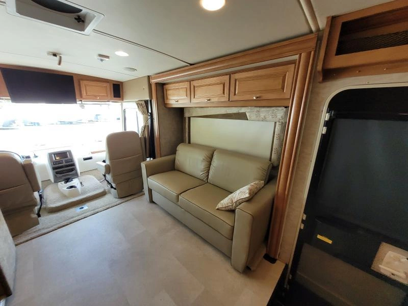 Itasca Sunstar Lx 30t 2016 alt