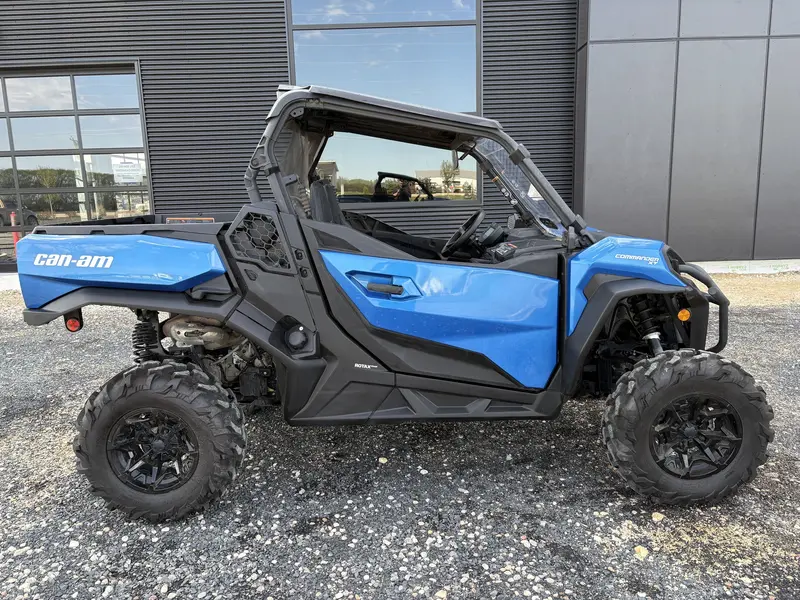 2023 Can-Am Commander XT 700 thumbnail 2