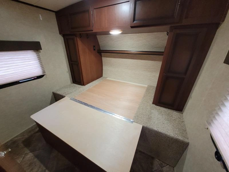 Palomino Solaire 263rb 2015 alt