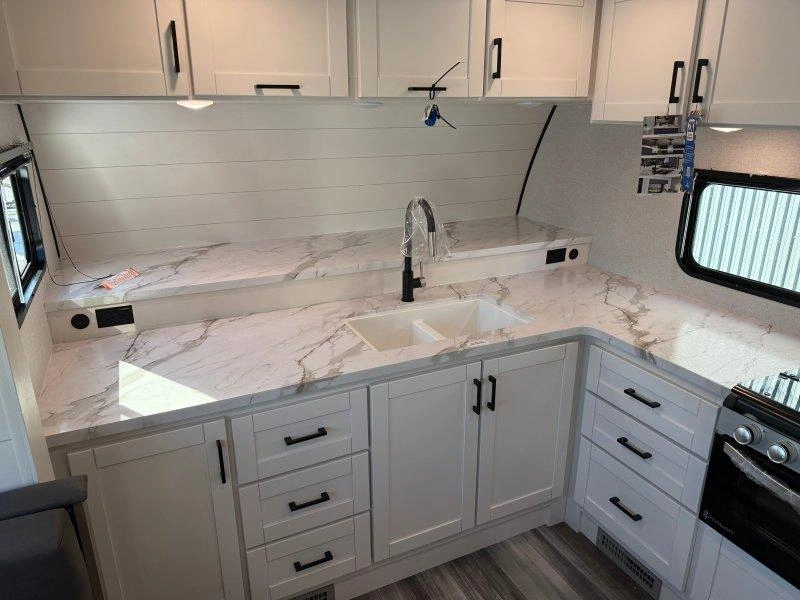 2026 Jayco Jayflight 280fks alt