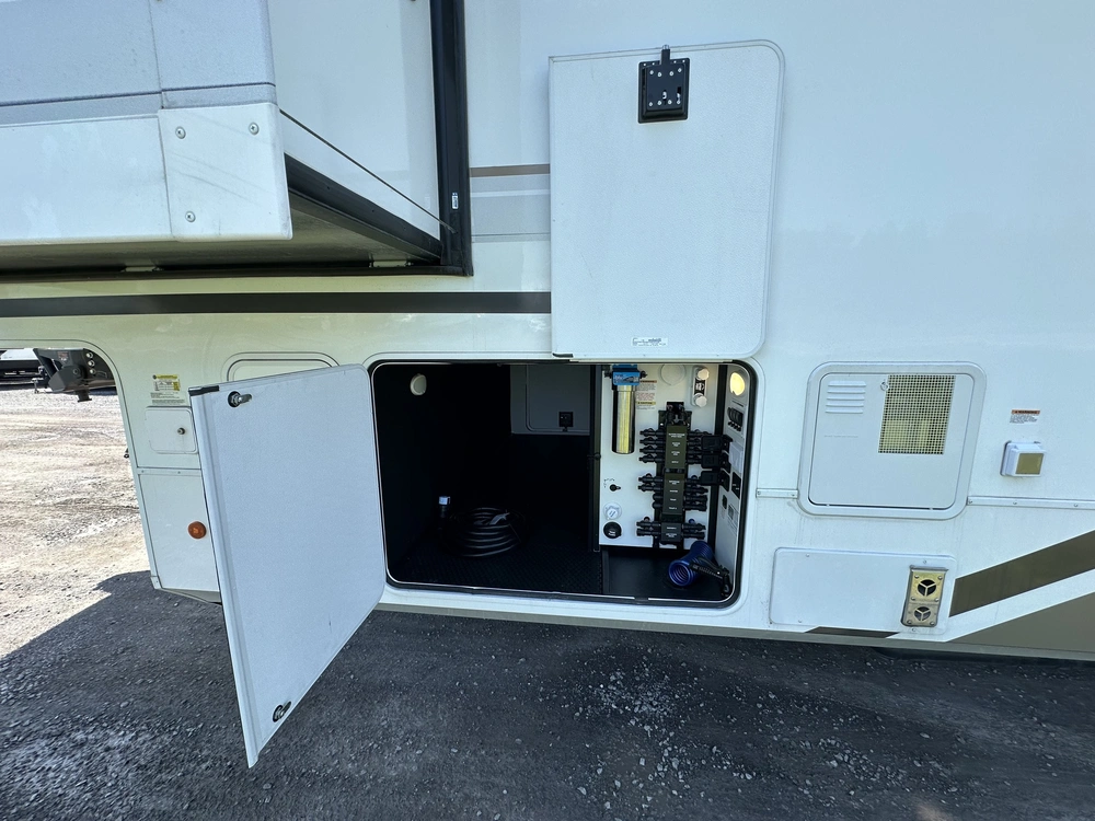 Alliance Rv Paradigm 395ds 2026 alt