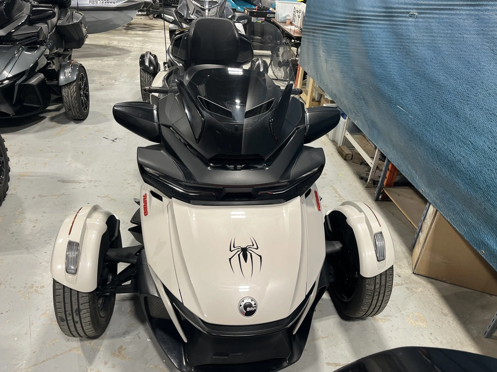 2020 Can-am G1la alt