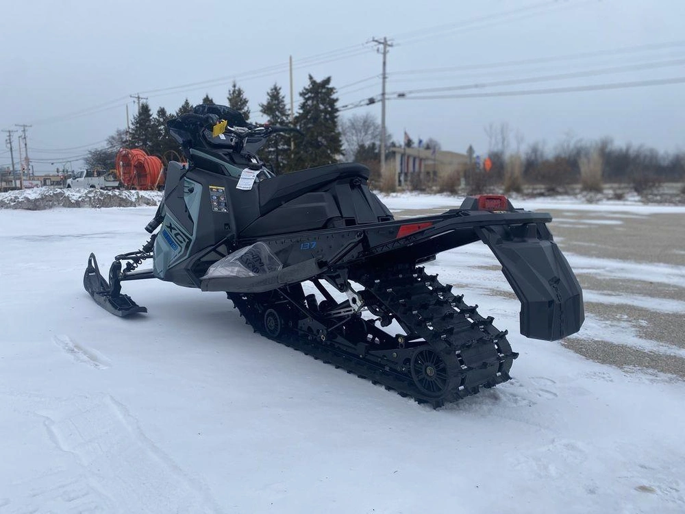 2026 Polaris 850 Indy Xc 137 Hemlock Blue / Black / Velocity Blue alt