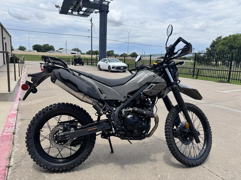 2026 Kawasaki Klx 230 R S alt