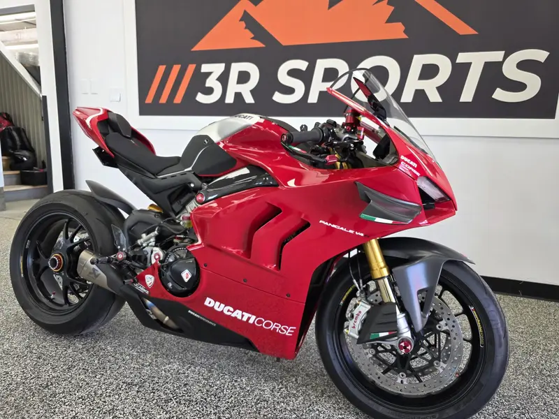 2019 Ducati PANIGALE V4R ! 237 HP ! thumbnail 2