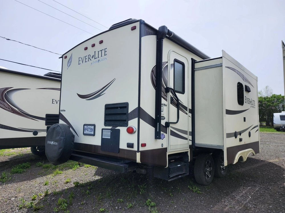 2015 Ever-lite 232rbs alt