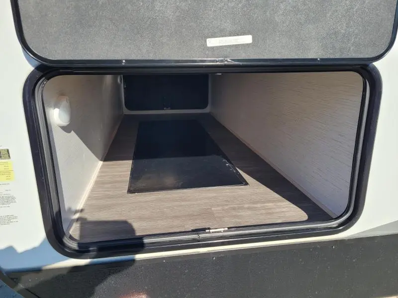 2022 Cruiser RV Shadow Cruiser
