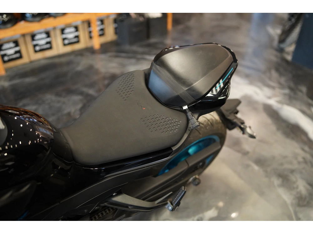 Cfmoto 800nk 2024 alt