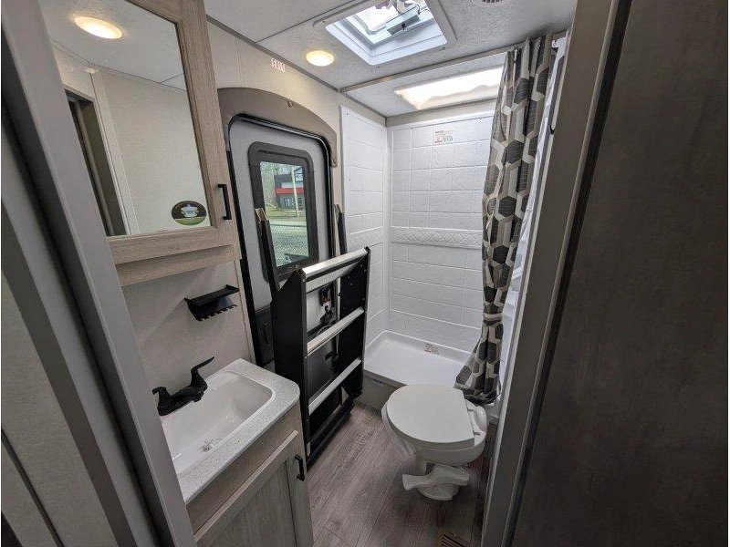Coachmen Catalina 273dbhck 2026 alt
