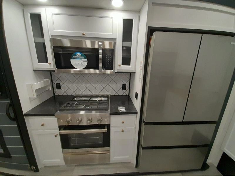 Forest River Cedar Creek 3525lf 2024 alt