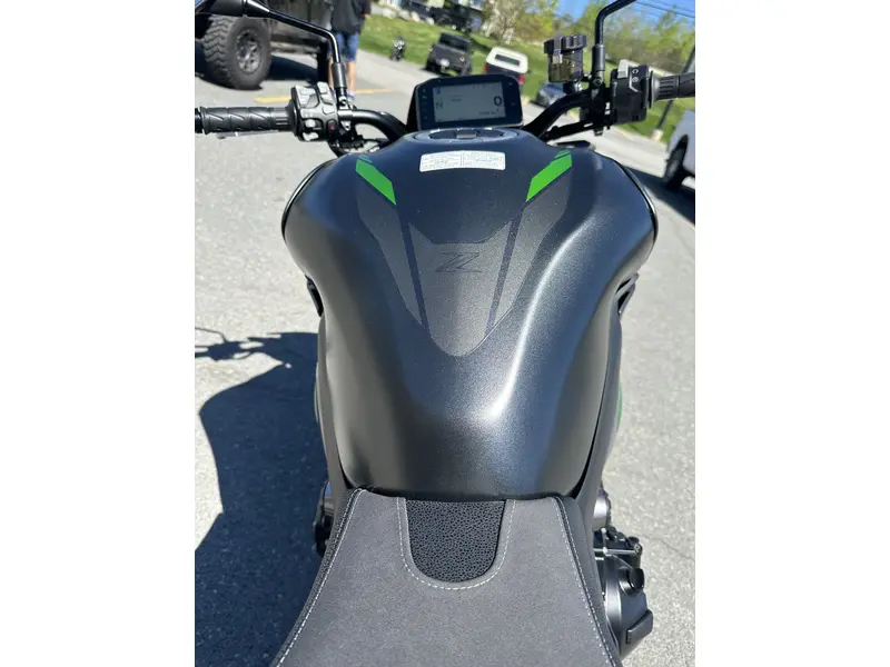 2026 Kawasaki Z900 SE thumbnail 18