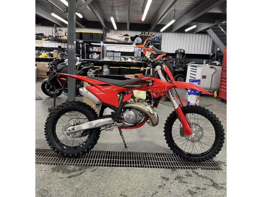 2026 Gasgas Ex 300 alt