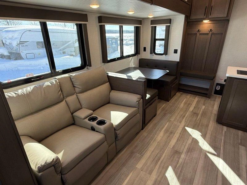 Keystone Rv Cougar 2400re 2026 alt