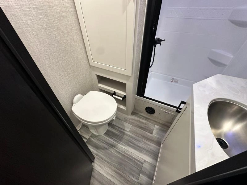 Jayco Jay Feather 29rl 2027 alt