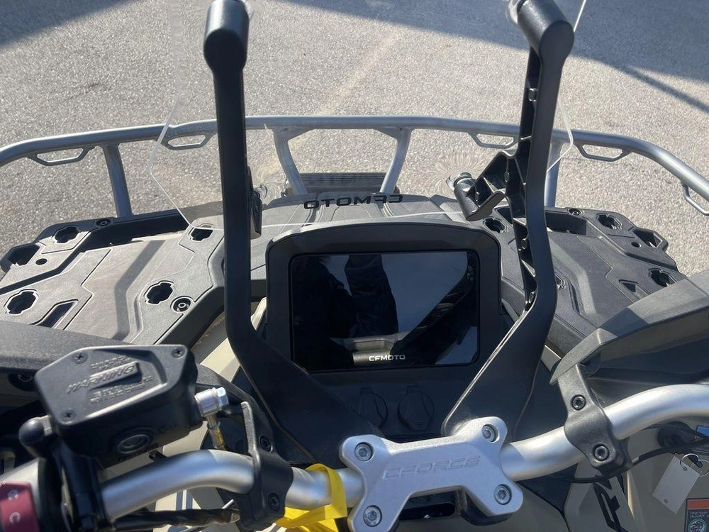 2026 Cfmoto Cforce 1000 Overland alt