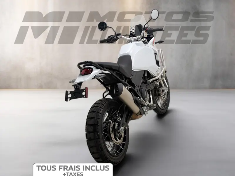 2024 Ducati Desert X thumbnail 10