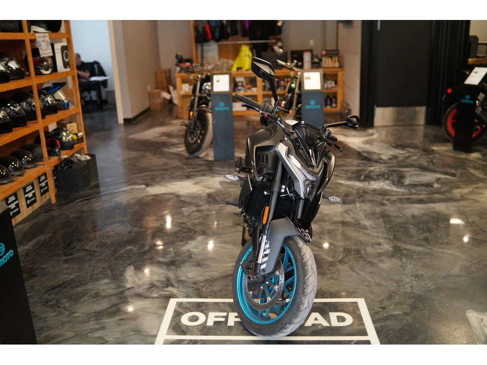 Cfmoto 800nk 2024 alt
