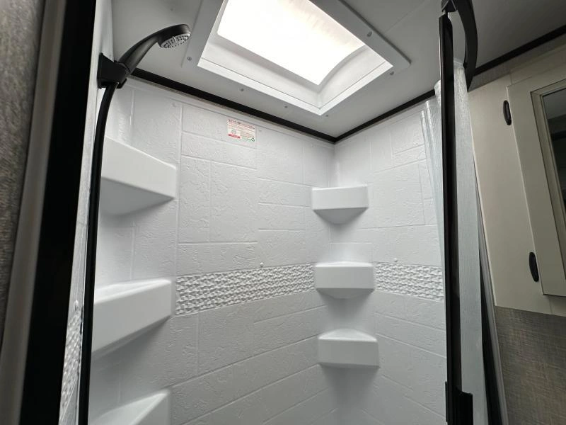 Jayco Jay Feather 171bh 2022 alt
