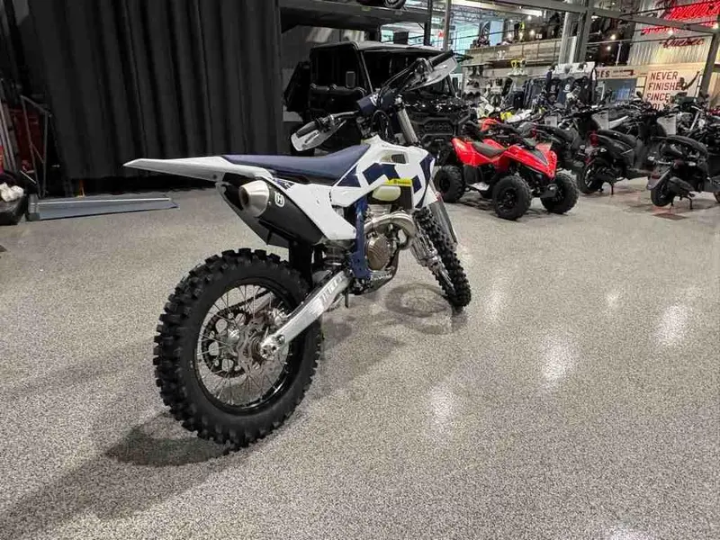 2026 Husqvarna FX 350 thumbnail 4