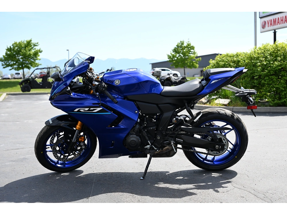 2026 Yamaha Yzf-r7 alt