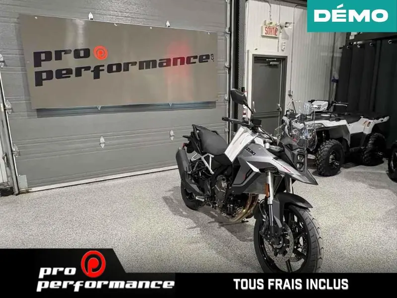 2025 Suzuki V-Strom 800